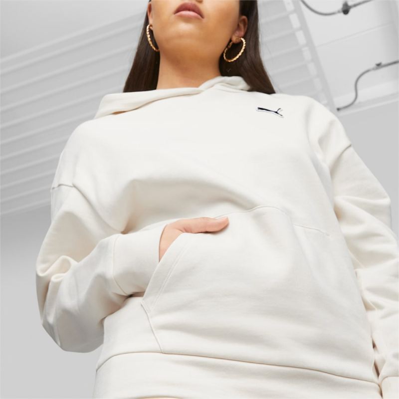 Puma | Women's Better Essentials Hoodie - no color