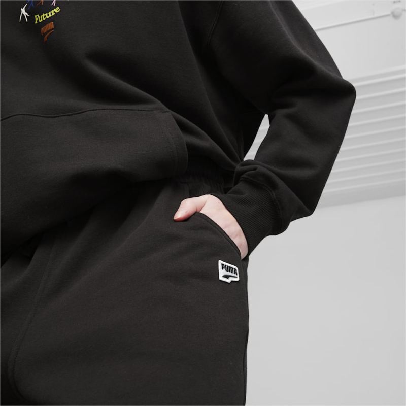 Puma | Women's DOWNTOWN Relaxed Sweatpants - Black